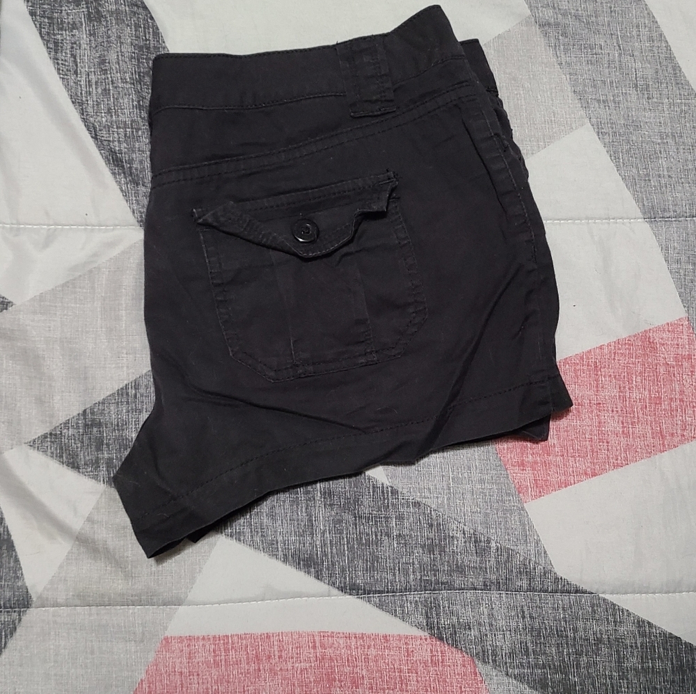 Bee Bop Black shorts